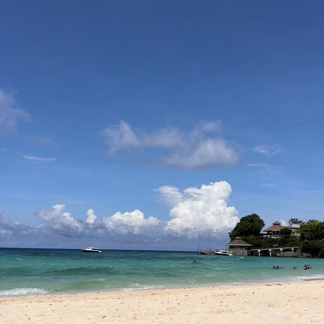 Boracay: A Timeless Tropical Escape 🏝️ 
