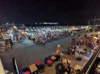 “ตลาดนัดรถไฟศรีนครินทร์” ตลาดวินเทจกลางคืน
