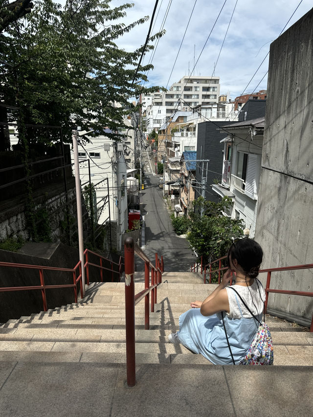 도쿄 영화 속 그 장소 ’너의 이름은‘ 포스터