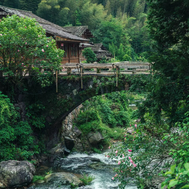 岵山古鎮：山中隱秘寶藏 🏞️🏘️
