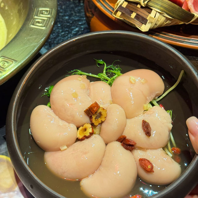 大滾友花膠雞湯冇得輸