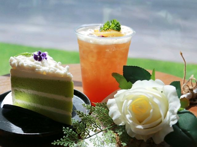 มาเที่ยวคาเฟ่ริมทะเล Aki Bay