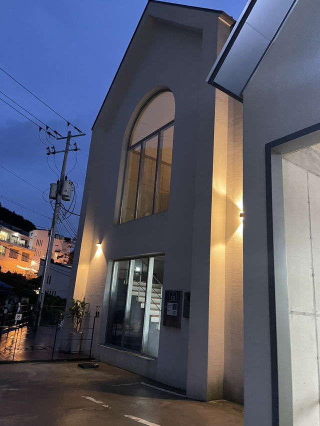 한적한 바다뷰 🌊거제도 대형카페 “윤돌커피”☕️