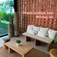 โรงแรมมินิมอล งบประหยัด Pillows boutique hotel 