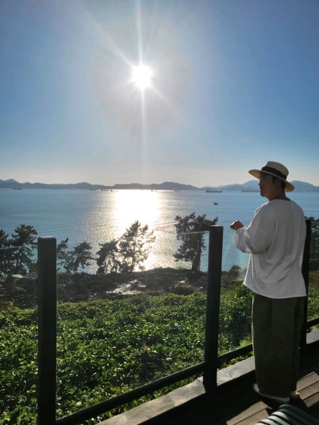 남해바다가 한눈에 담기는 오션뷰 감성숙소