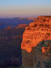 Sundown Spectacle: The Grand Finale at the Grand Canyon