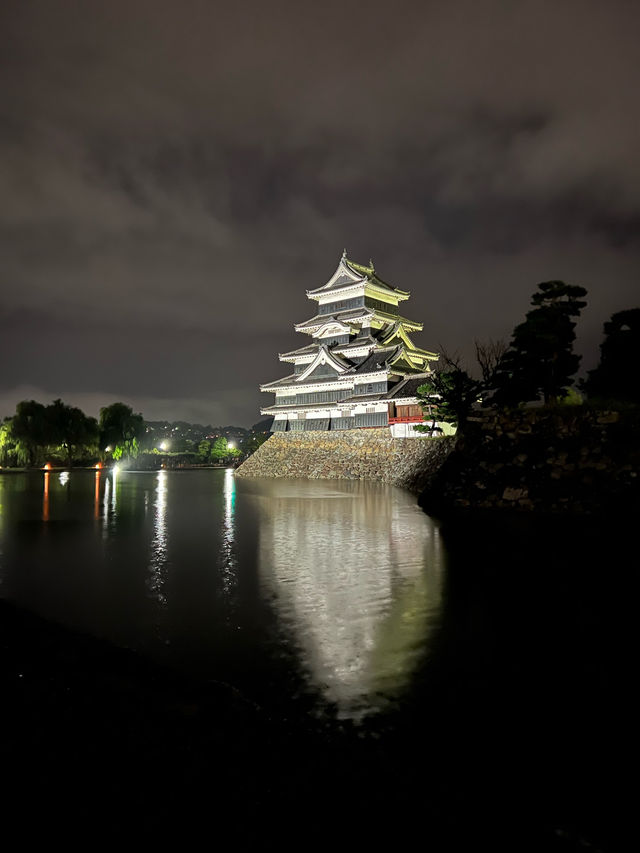 【長野🇯🇵】夜の松本城🏯
