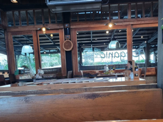 ร้านอาหาร Vibe ดีในเชียงใหม่ OKJ สันทราย✨