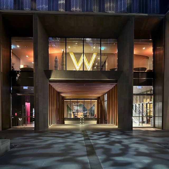 Vibrant Luxury in the Heart of the City: My Electrifying Stay at W Melbourne