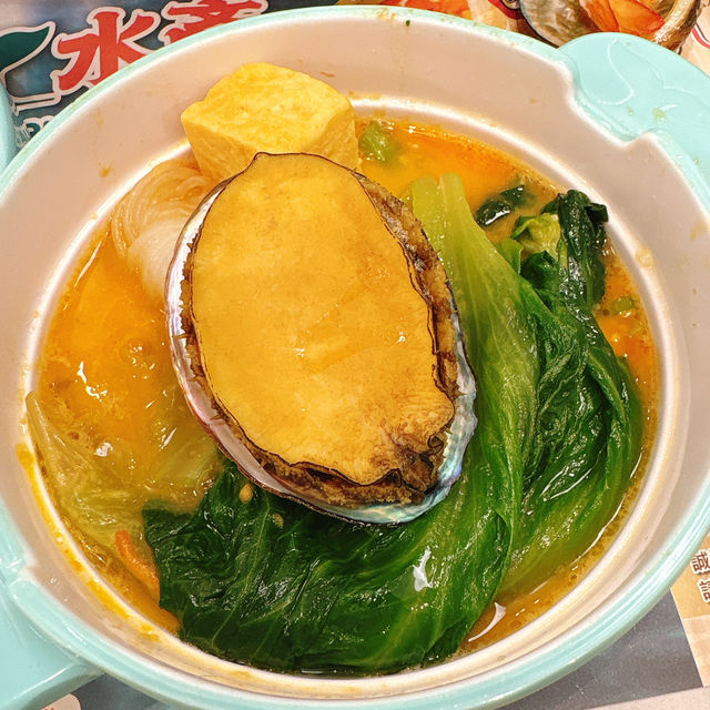可以瘋狂無限任食海鮮 爽😌