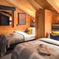 🏔️ Luxury Stay in Verbier: Skiing & High-End Comfort 🎿✨