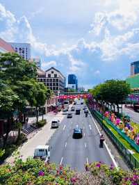 “Chinatown Singapore: A Timeless Tapestry of History and Modernity”