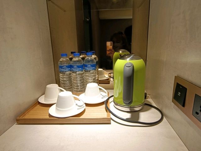 Discover Hotel Nearby Taipei Train station 🚉