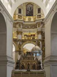 Arches: the one common thing that is never absent in cathedral