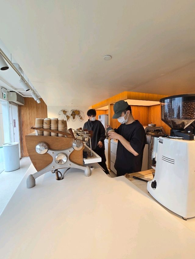 海邊網紅咖啡店 Arabica