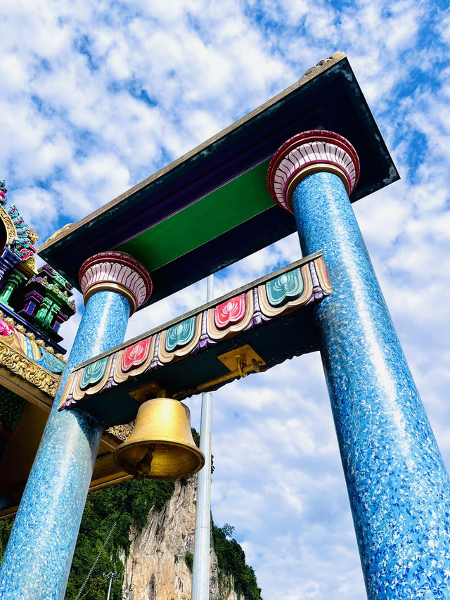 “Batu Caves: A Must-Visit Temple with Stunning Rainbow Stairs!”