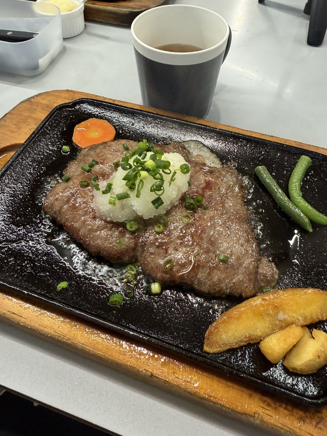 「レストラン すとれーと｜奄美大島で楽しむ絶品ステーキと鉄板料理」