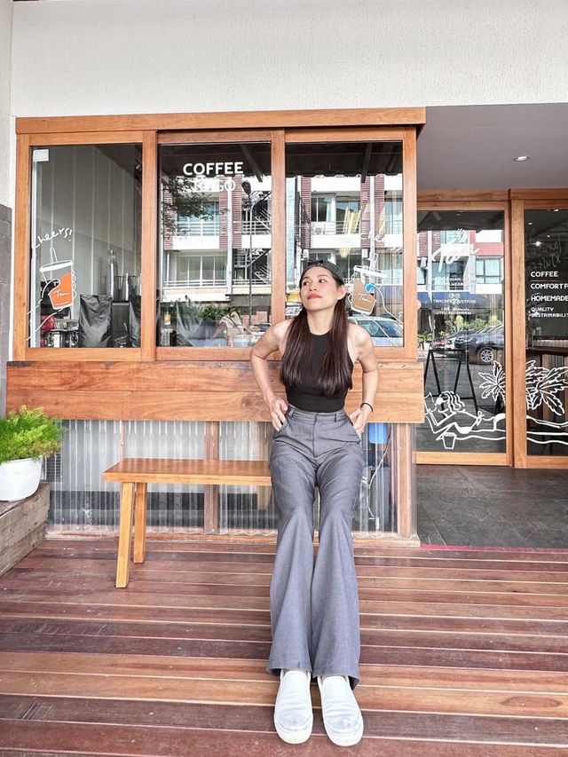Tan Cafe x Just Fine in Krabi TOWN 🍧