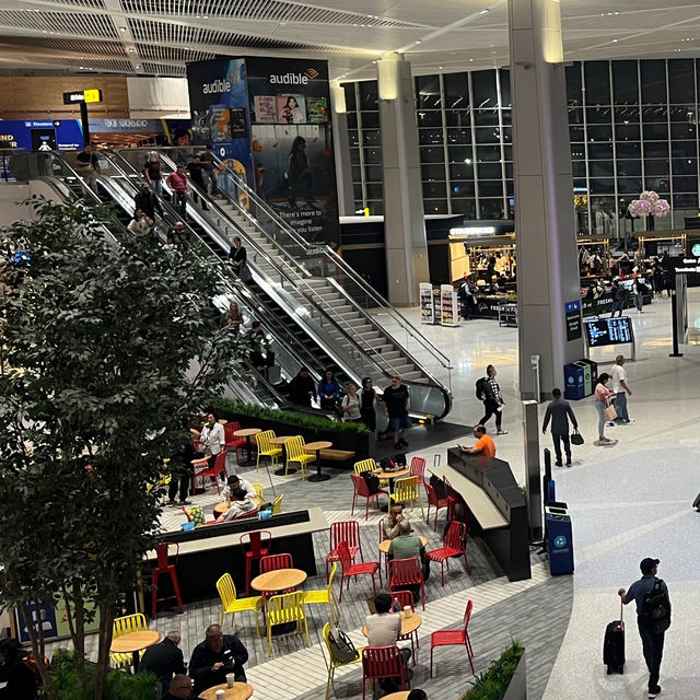 리버티 국제공항