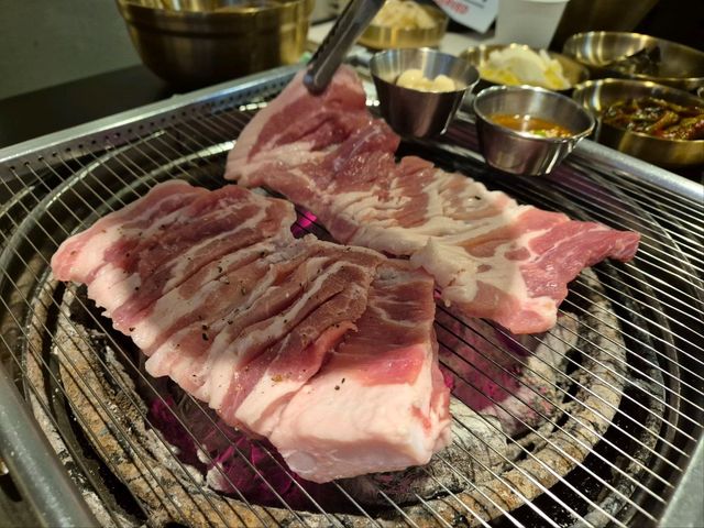 🇰🇷서울 동작 이수역 돼지갈비 맛🍖이수갈비연구소💛