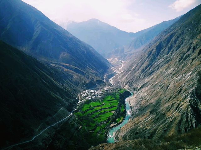 中國西藏著名旅遊城市林芝旅行攻略，適合打卡拍照📸