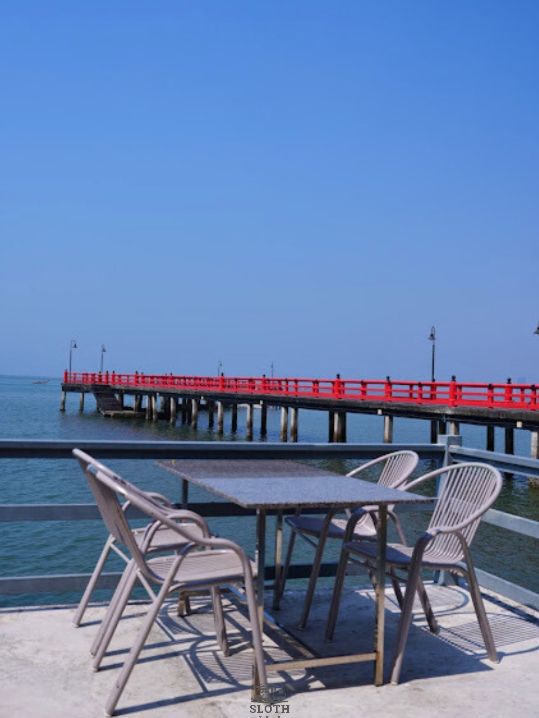 💢 ร้านริมหาดซีฟู้ดส์ ศรีราชา