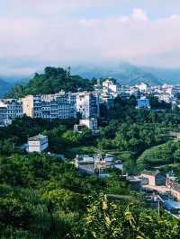 中國雲南著名旅遊小鎮：魯史古鎮，適合打卡拍照📸
