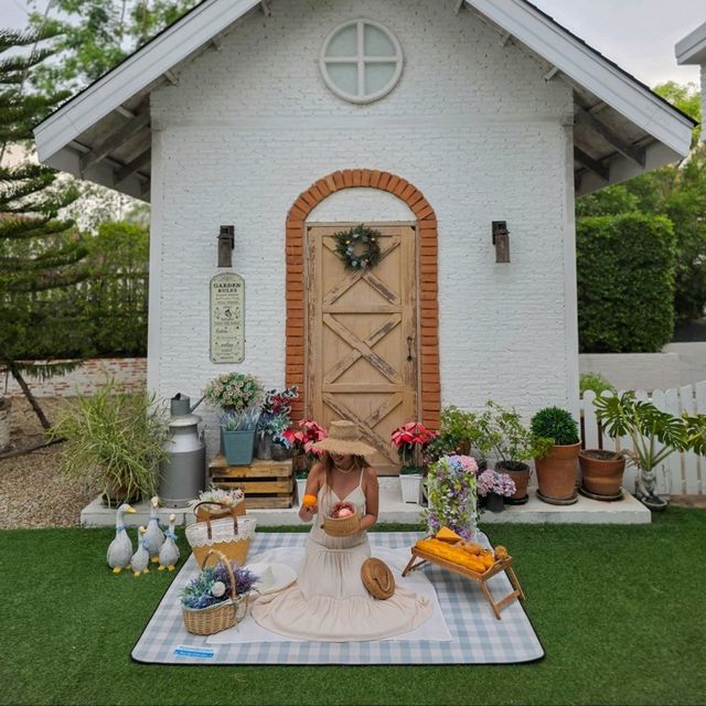 ที่พักสวยอัมพวา ริมแม่น้ำแม่กลอง