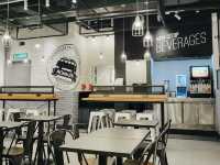 Carl's Jr. at Mid Valley Southkey