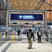 🇭🇰【香港】港珠澳大橋香港口岸(^ ^)ここからマカオへ！
