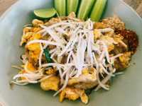 ร้าน Khaothong Hill (เขาทอง ฮิลล์) กระบี่
