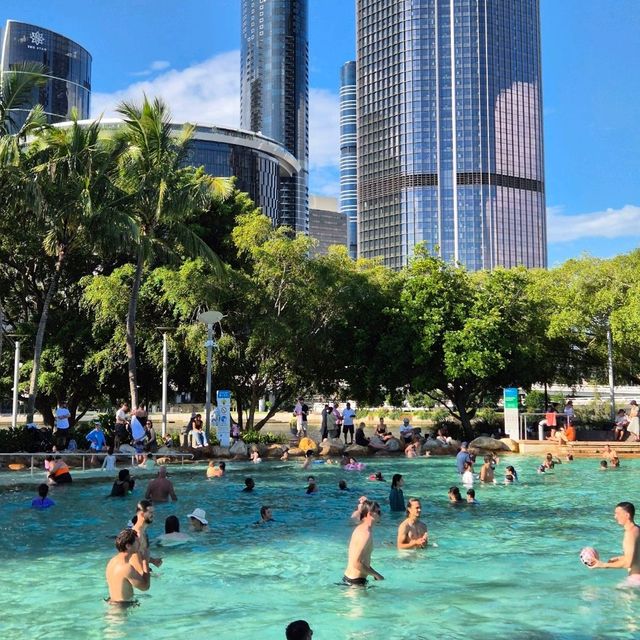 🏖돗자리 한장과 수영복 한벌로 즐기는 인공해변