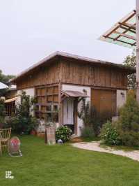 Clay Wood คาเฟ่บรรยากาศต่างจังหวัดในกรุง