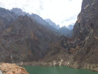 Exploring Nature on the Way to Yading