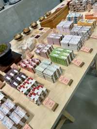 湖巌(ホアム美術館)の庭園にあるカフェ「金玉堂」