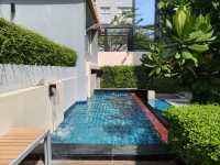 โรงแรมดี ราคาดี ต้องTHE GRASS SERVICED SUITES