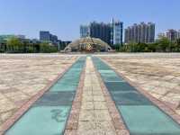 新橋市民廣場✨🏛️ 欣賞建築美學和享受自然風光🏺🌴
