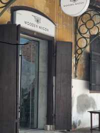Wooden Wagon: Where Western Cravings Take the Wheel