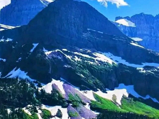 Peaks, Lakes & Paradise: Hiking the Hidden Lake Trail at Glacier