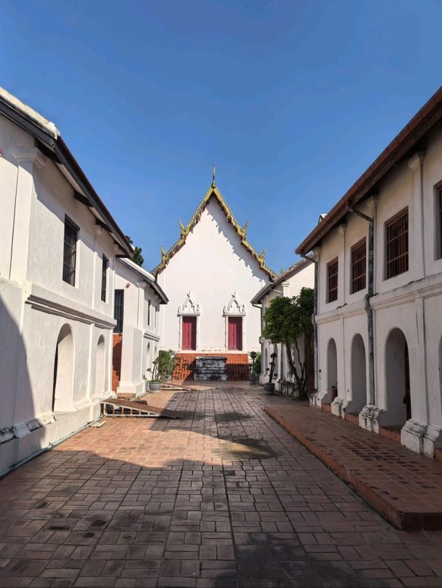 พระที่นั่งจันทรพิศาล ในพระนารายณ์ราชนิเวศน์ 