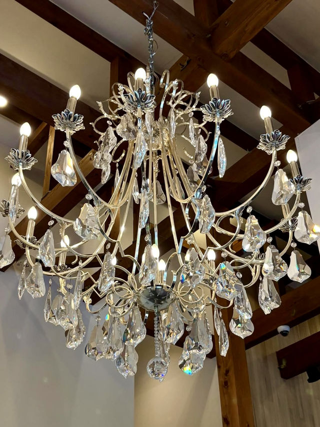 Art & Café Hopping in Dogo – Glass, Gardens & Great Views