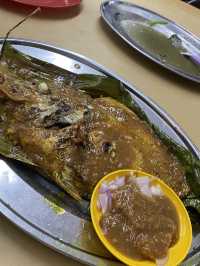 Locals’ fav seafood restaurant 