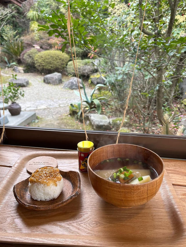 【福岡グルメ】山の上の古民家カフェ☕️窓からの景色を楽しめる✨