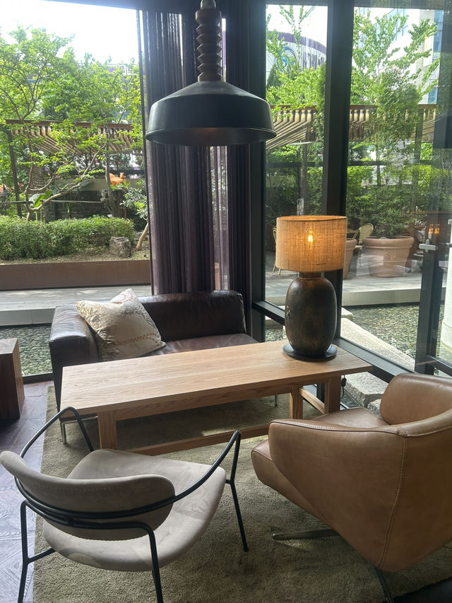 ☕️🤍호텔 안에서 찾은 조용한 쉼표, 아메리카노 라운지🍹