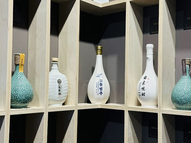 Jeonju Korean Traditional Wine Museum: A Taste of Tradition within Hanok Village