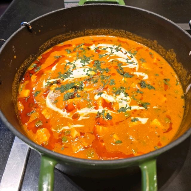 North 27 serves global cuisine buffet