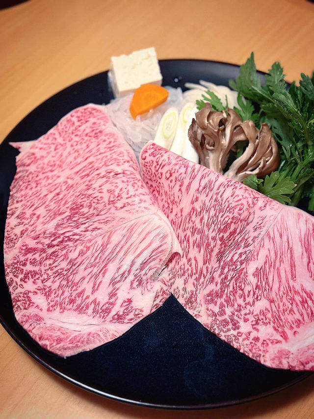 札幌市🇯🇵 百年壽喜燒老店 😍