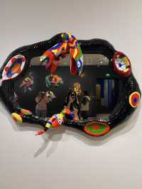 นิทรรศการศิลปะของ Niki de Saint Phalle ที่ Aix
