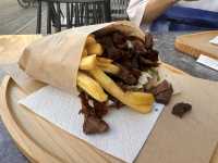 【My Gyros｜メテオラ観光の途中に◎！地元で人気のギロス専門店】