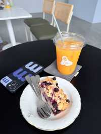 Hollow coffee&co. Krabi 🍵